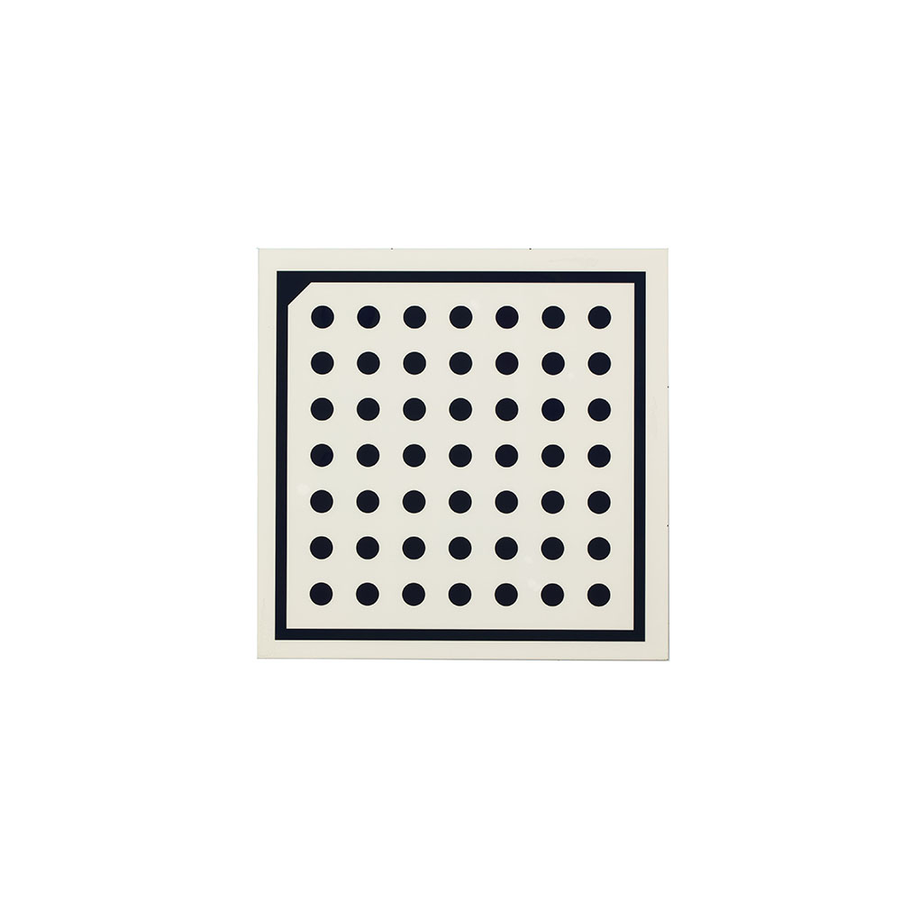 Se presenta en detalle la perspectiva de aplicación de la placa de calibración.